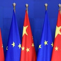 EU-China summit flags